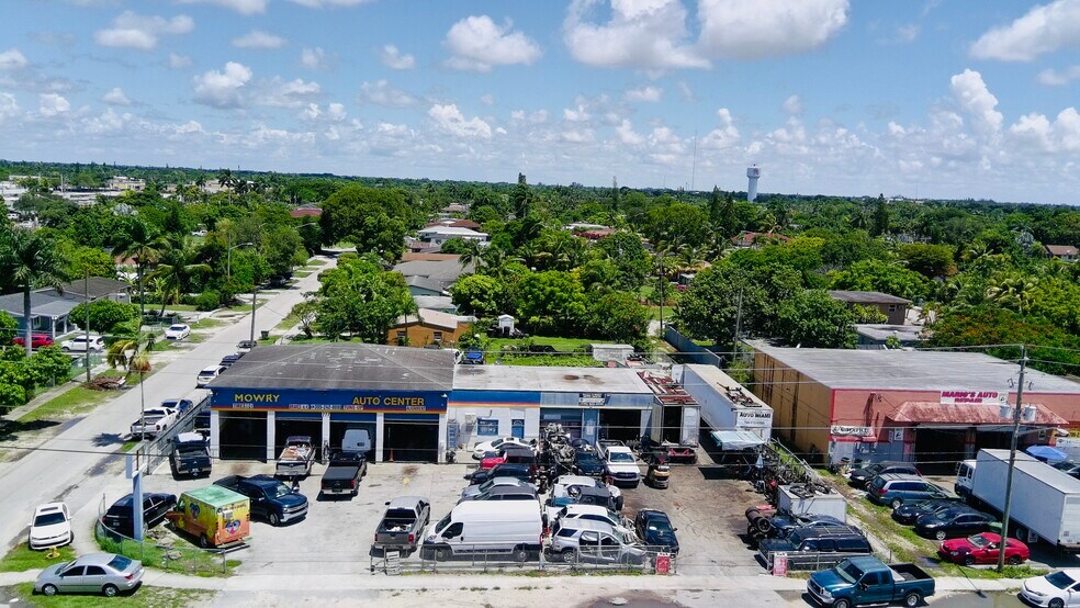 More Photos Of 777 W Mowry Dr, Homestead Service For Sale