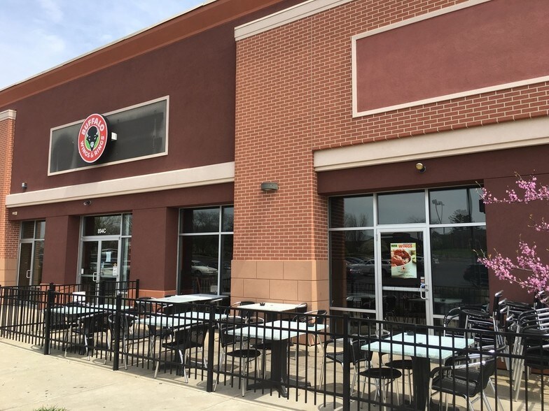 More Photos Of 890-896 S Main St, Centerville Supermarket For Lease