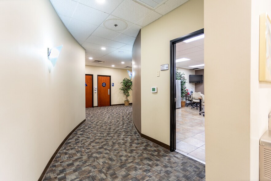 More Photos Of 13405 Folsom Blvd, Folsom Office For Sale