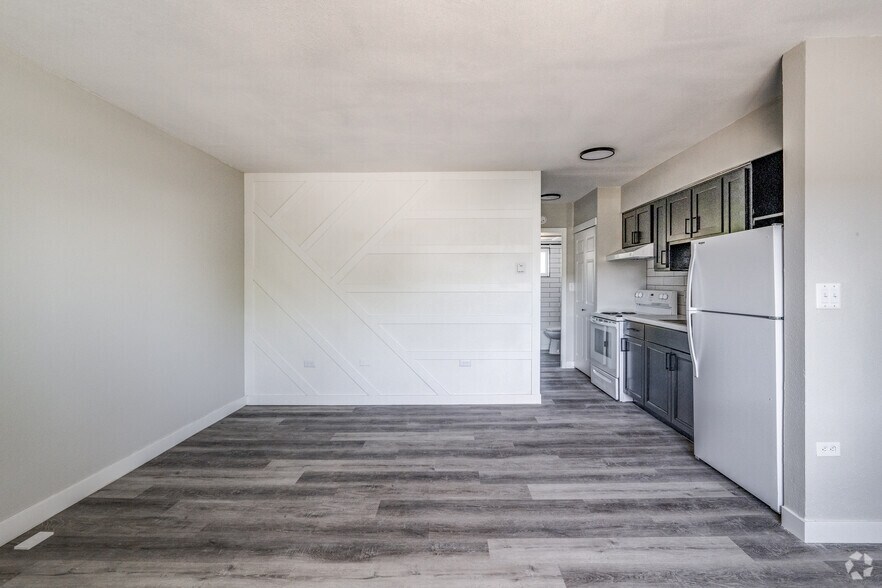 More Photos Of 7121-7141 Samuel Dr, Denver Apartments For Sale