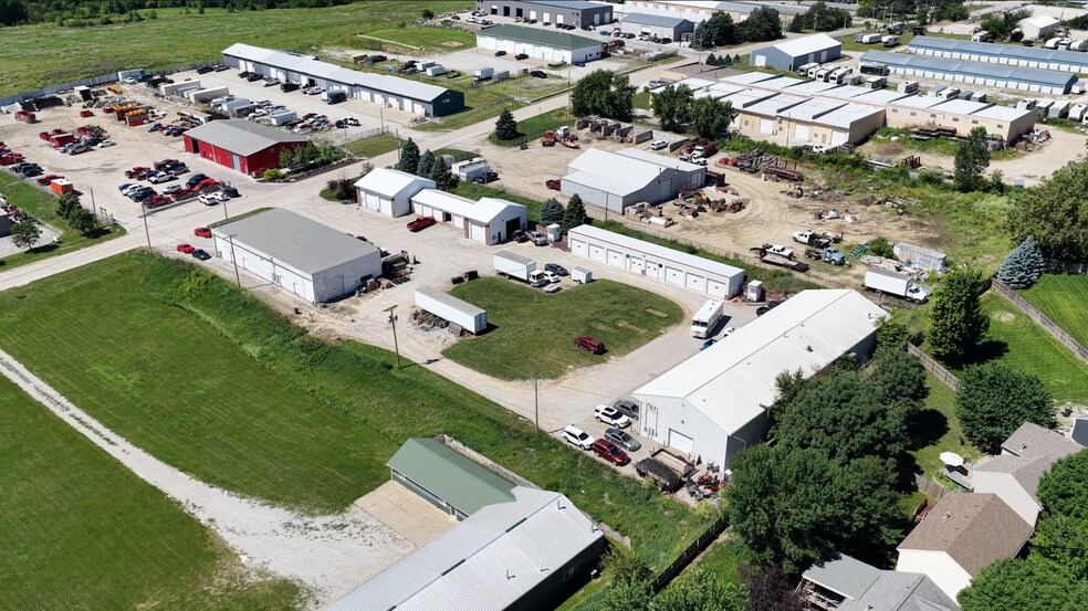More Photos Of 17512 Storage Rd, Omaha Warehouse For Sale