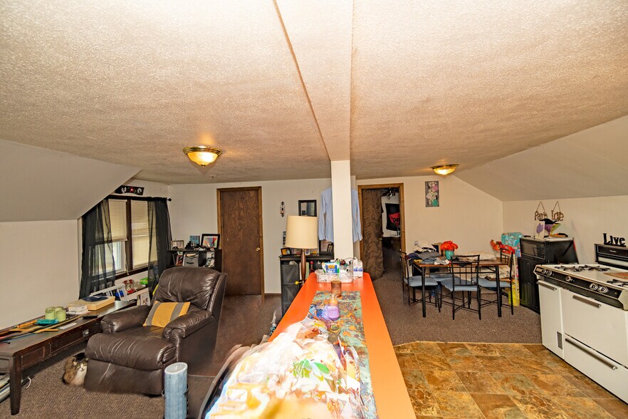 More Photos Of 294 E Main St, East Brookfield Storefront Retail Residential For Sale