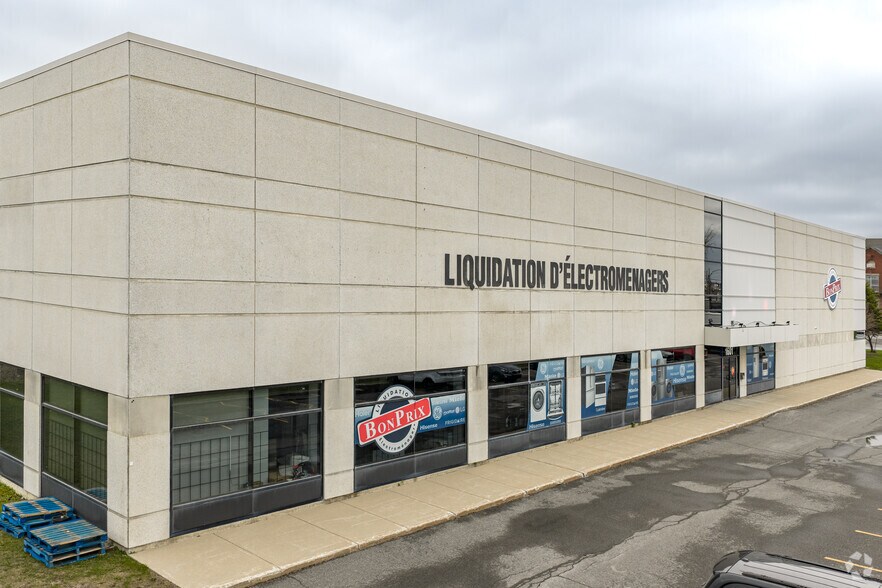 More Photos Of 1601 Rue Dickson, Montréal Distribution For Lease