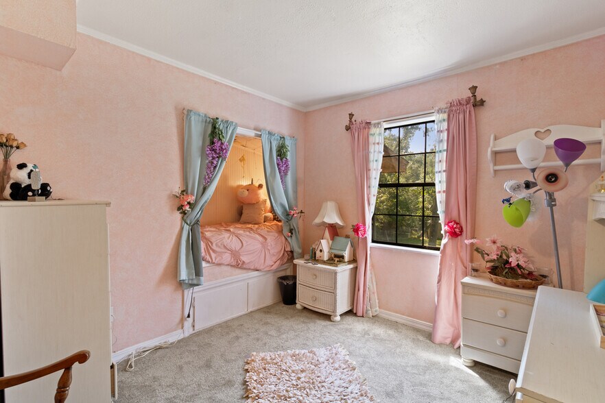 More Photos Of 750 N US Highway 287, Palestine Multifamily For Sale