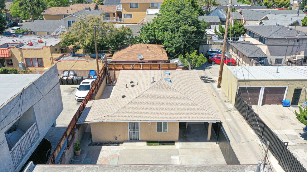 More Photos Of 2117-2119 E 7th St, Long Beach Storefront Retail Residential For Sale