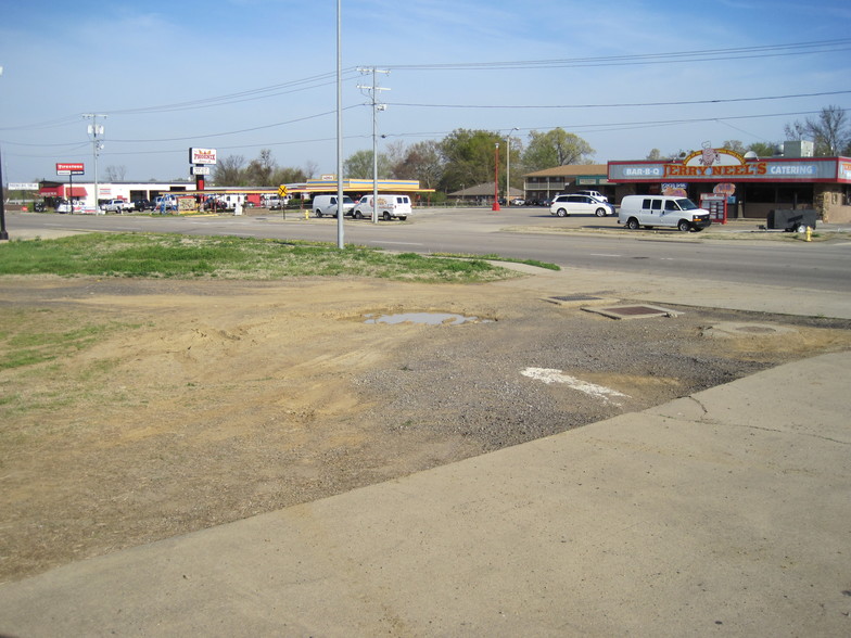Primary Photo Of 1918 Phoenix Ave, Fort Smith Land For Lease