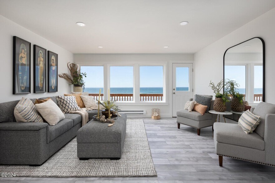 More Photos Of 3929 NW Jetty Ave, Lincoln City Apartments For Sale