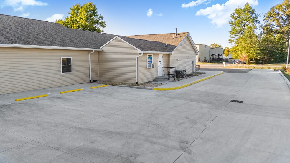 More Photos Of 925 Hendricks Dr, Lebanon Daycare Center For Sale