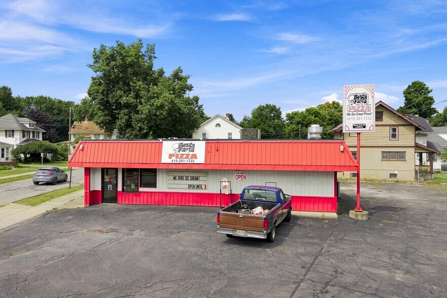 More Photos Of 547 E Main St, Ashland Restaurant For Sale