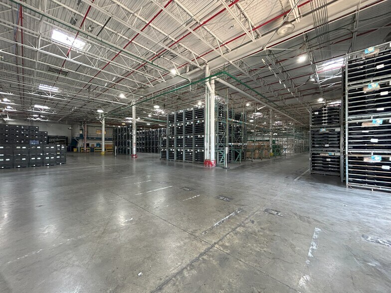 More Photos Of 550 Gulf Line Rd, Pearl Manufacturing For Lease