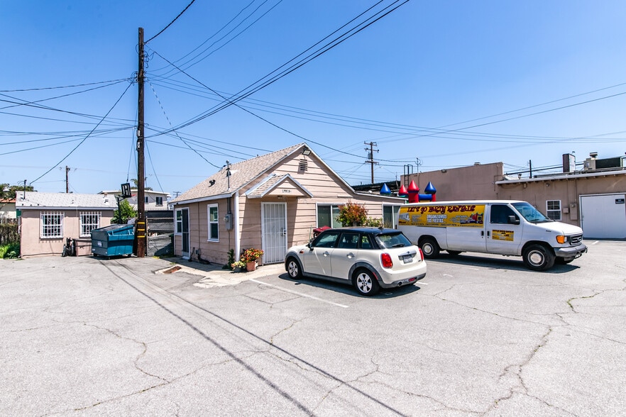 More Photos Of 17819-17827 Clark Ave, Bellflower Storefront Retail Residential For Sale