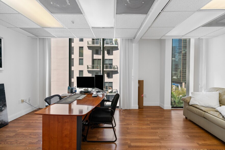 More Photos Of 1110 Brickell Ave, Miami Office Residential For Sale