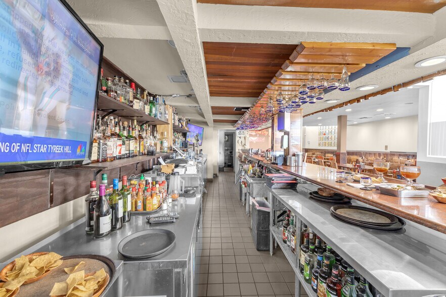 More Photos Of 57173 Sunnyslope Dr, Yucca Valley General Retail For Sale