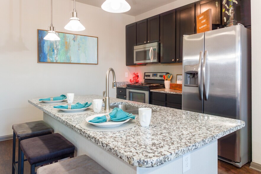 More Photos Of 919 Greensboro Ave, Tuscaloosa Apartments For Lease