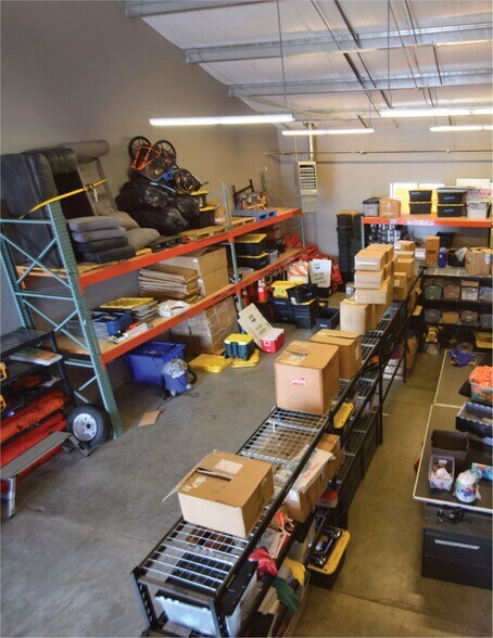 More Photos Of 1177 SE 9th St, Bend Warehouse For Sale