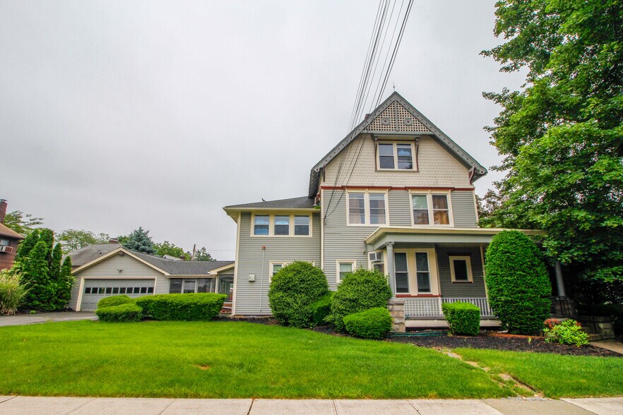 Primary Photo Of 417 W Blackwell St, Dover Office Residential For Sale