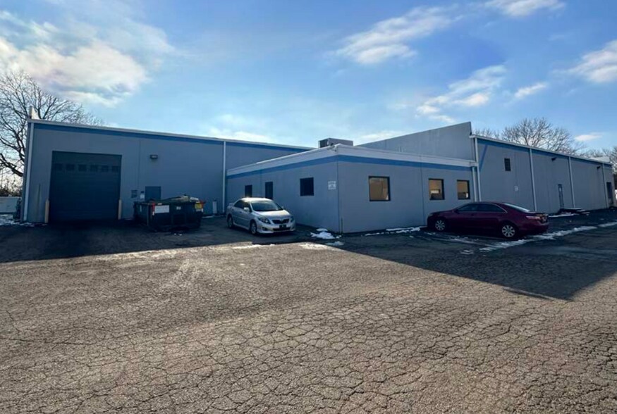 More Photos Of 901 N Main St, Miamisburg Warehouse For Lease