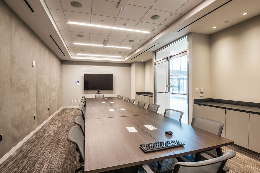 More Photos Of 1 N Lexington Ave, White Plains Office For Lease