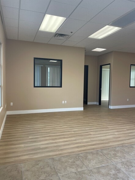 More Photos Of 5165 S Durango Dr, Las Vegas Office Residential For Lease