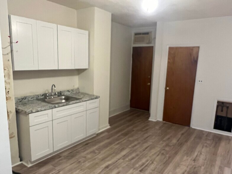 More Photos Of 1010 Winton St, Philadelphia Multifamily For Sale