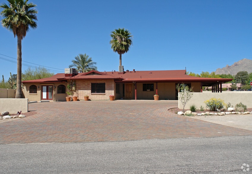More Photos Of 6615 N Oracle Rd, Tucson Medical For Sale