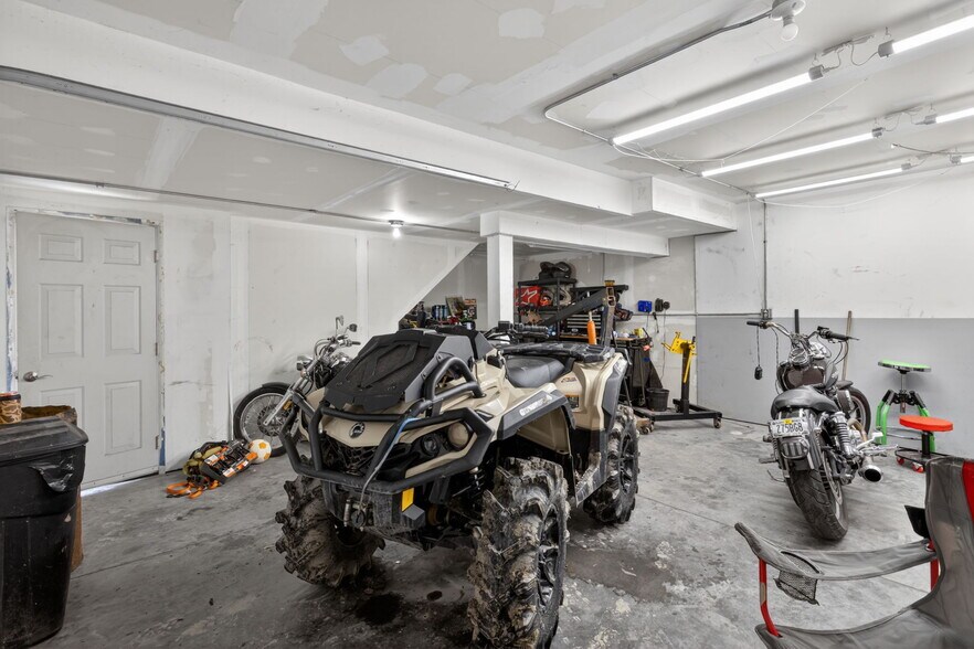 More Photos Of 8 State Route 31, Jordan Storefront Retail Office For Sale