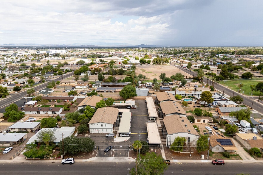 More Photos Of 6220 W Ocotillo Rd, Glendale Apartments For Sale
