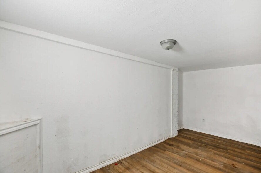 More Photos Of 242 Bishop, Livingston Apartments For Sale