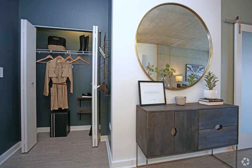 More Photos Of 1401 S State St, Chicago Apartments For Lease