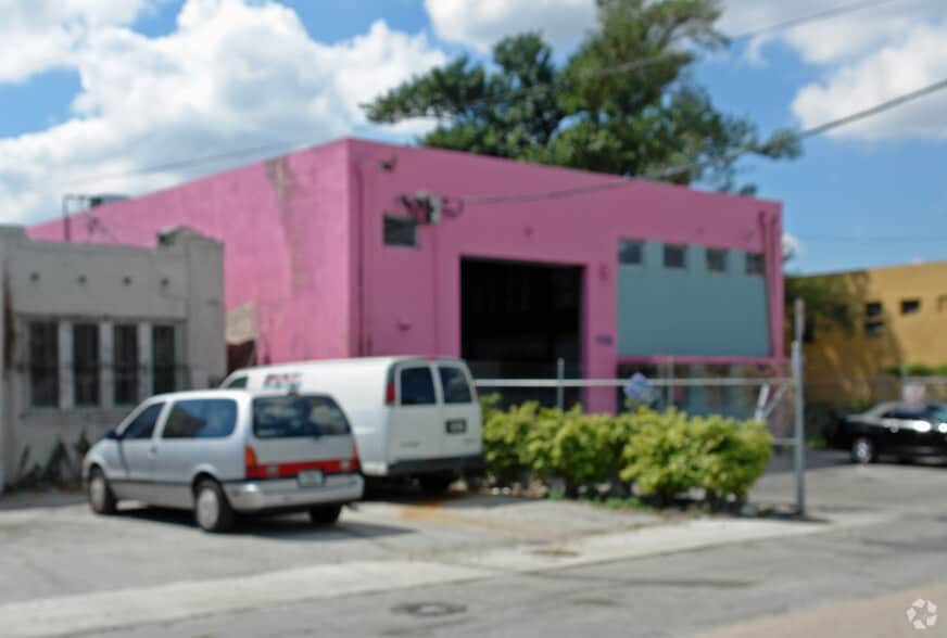 More Photos Of 1996 NW 22nd St, Miami Warehouse For Sale
