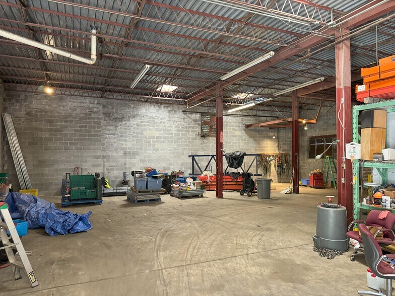 More Photos Of 892 Murphy Ave SW, Atlanta Warehouse For Sale