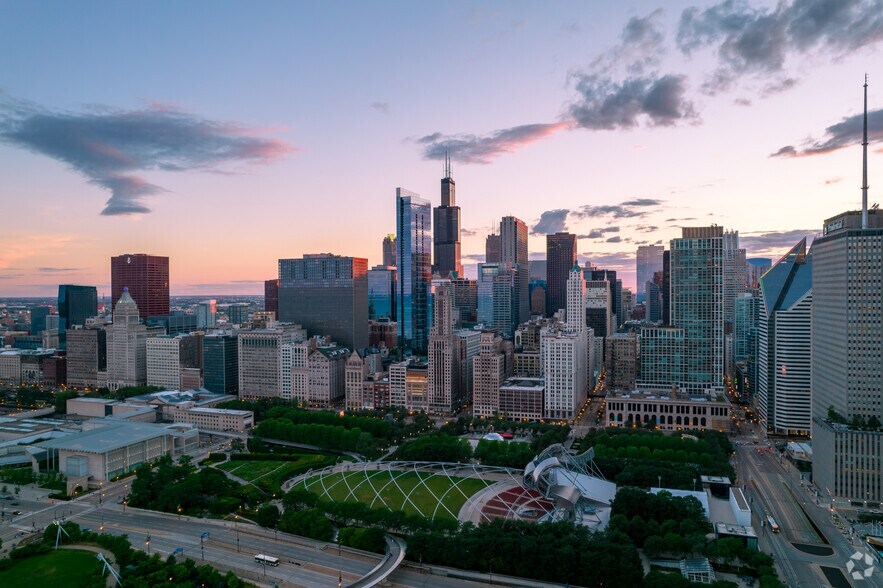 More Photos Of 55 E Monroe St, Chicago Office Residential For Lease