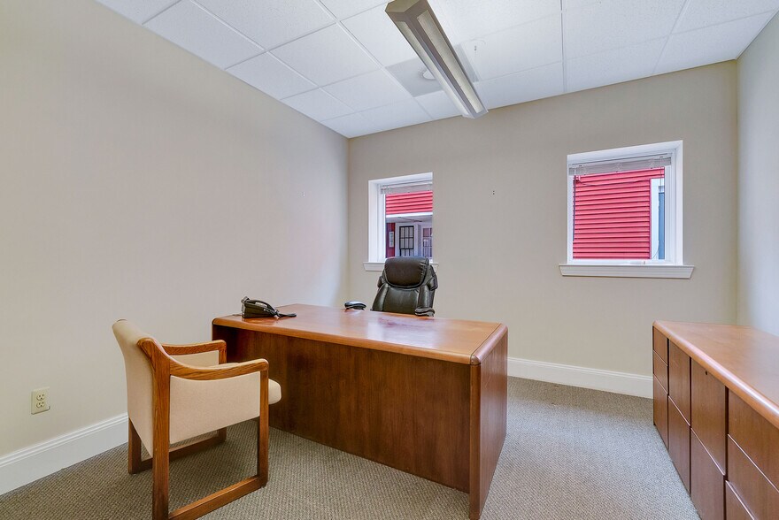 More Photos Of 124 S York Rd, Hatboro Office For Sale