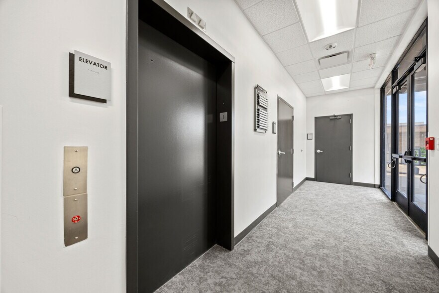 More Photos Of 1700 Coit Rd, Plano Medical For Lease