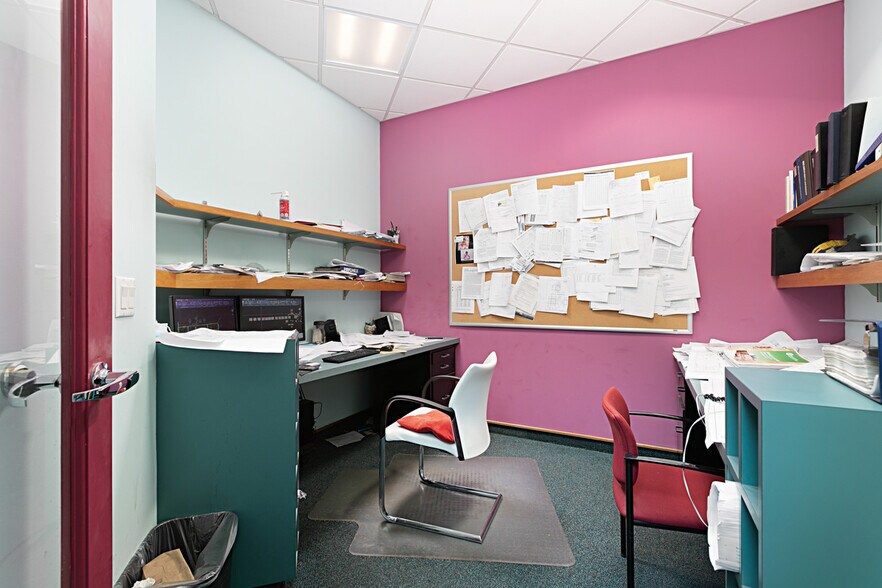 More Photos Of 8736 Production Ave, San Diego Light Manufacturing For Lease