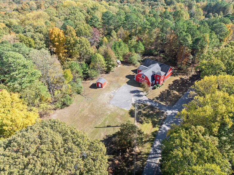 More Photos Of 215 Baker Rd, Huntingdon Lodge Meeting Hall For Sale