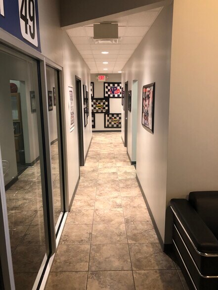 More Photos Of 114 Venture Dr, Pataskala Warehouse For Lease