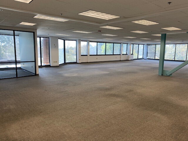More Photos Of 4055 Faber Place Dr, North Charleston Office For Lease