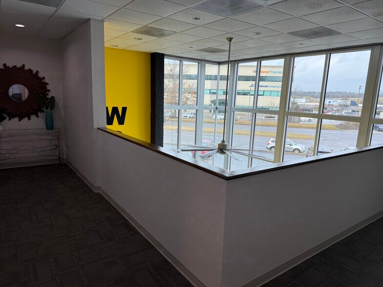 More Photos Of 10160 Parkside Dr, Knoxville Office For Lease