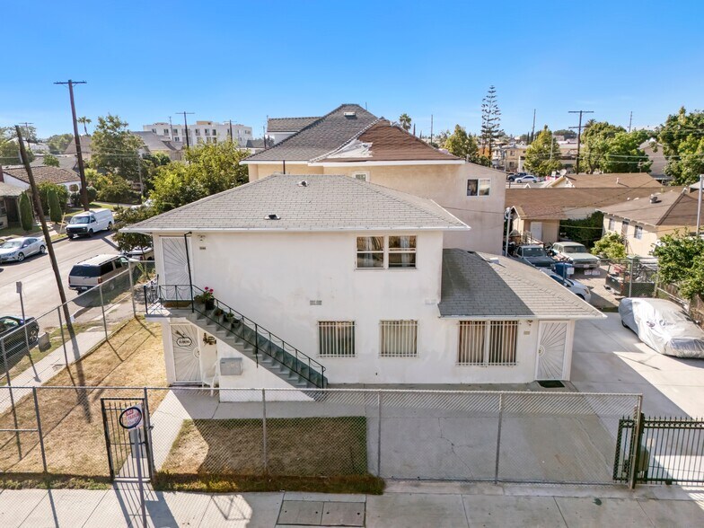 More Photos Of 4421 Wall St, Los Angeles Apartments For Sale