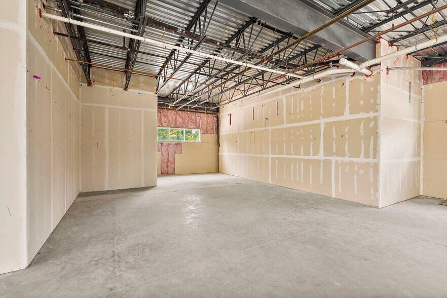 More Photos Of 1140 Enclave Pky, Houston Medical For Sale