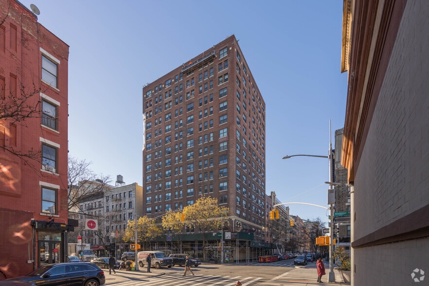Primary Photo Of 968 Amsterdam Ave, New York Apartments For Lease