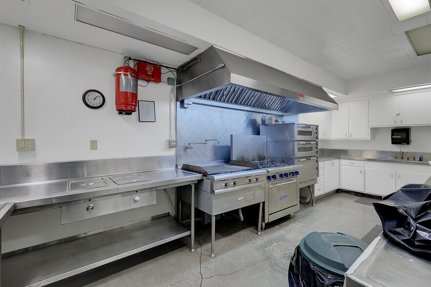 More Photos Of 800 D St, Marysville Religious Facility For Sale