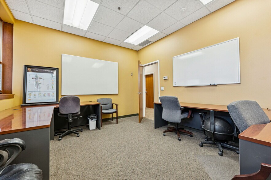 More Photos Of 1910 Main Ave, Durango Office For Sale