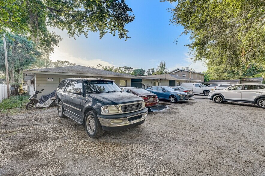 More Photos Of 3017 49th St S, Gulfport Apartments For Sale