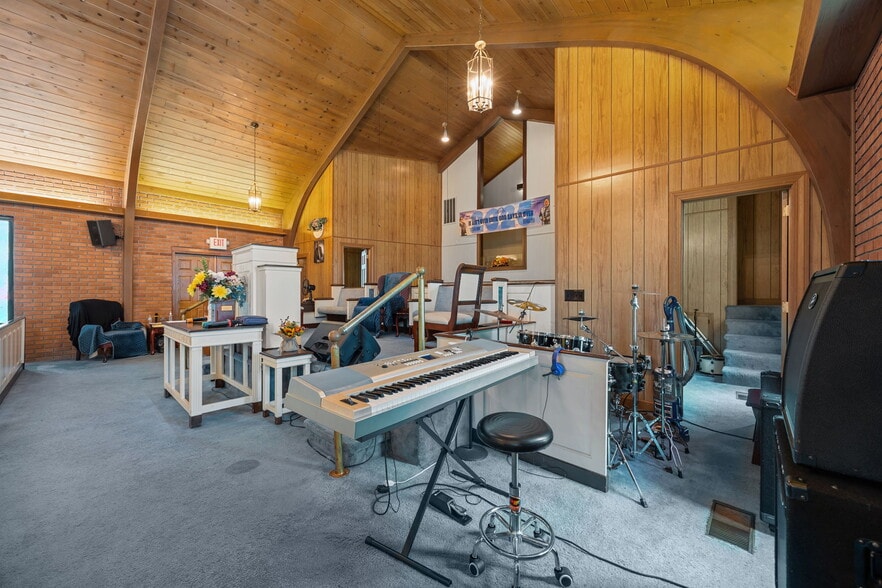 More Photos Of 4334 W Pine St, Farmville Religious Facility For Sale