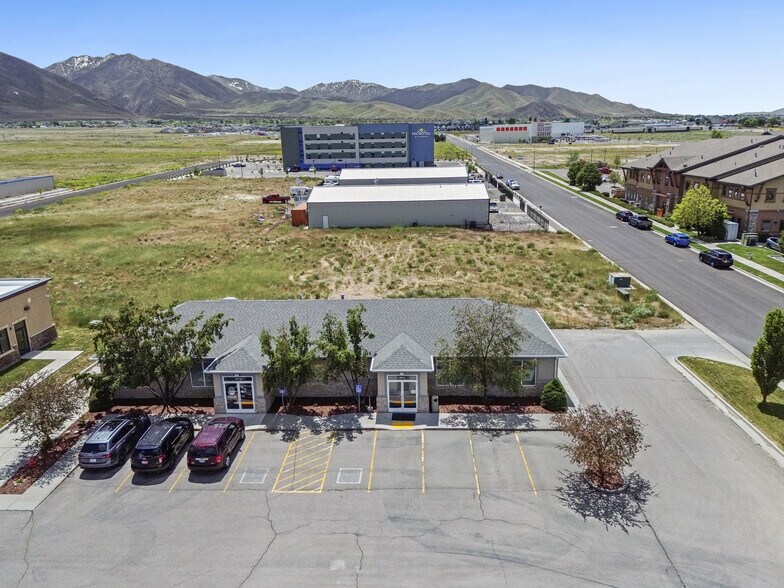 More Photos Of 494 E 2400 N, Tooele Office For Lease