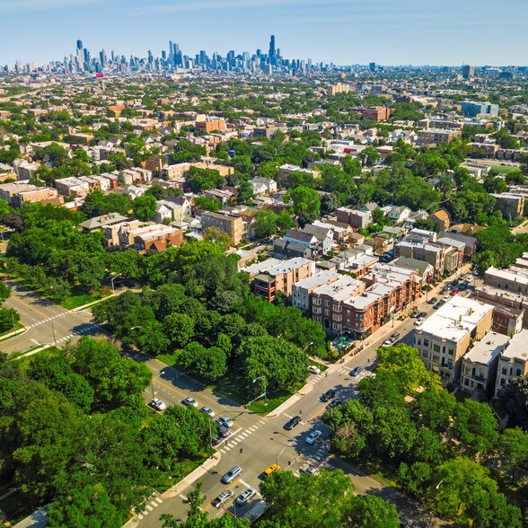 More Photos Of 2535-2543 N California Ave, Chicago Apartments For Lease