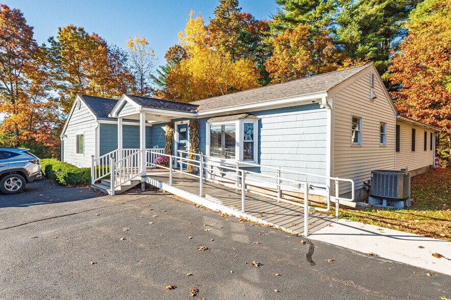 More Photos Of 470 Southampton Rd, Westfield Office For Sale