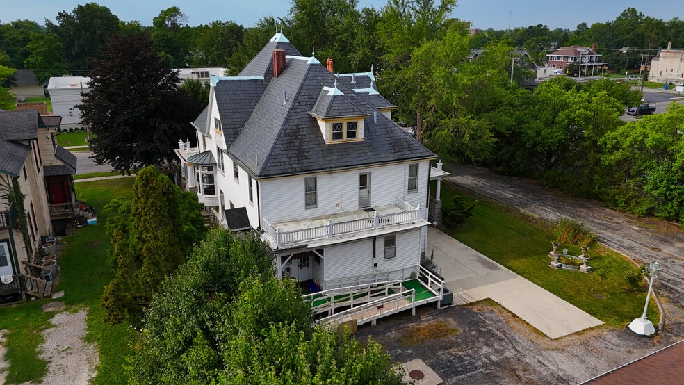 More Photos Of 364 E Church St, Marion Multifamily For Sale